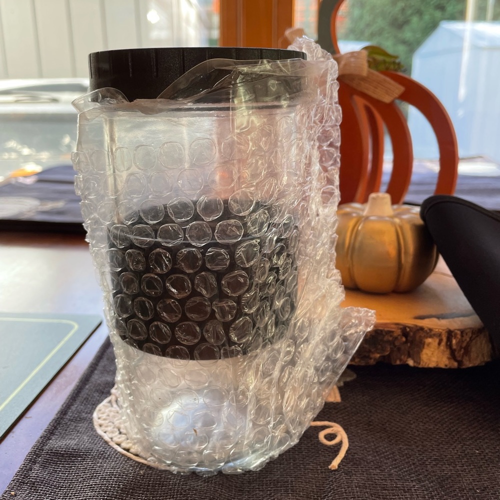 24 oz Bubble tea, smoothie cup with sleeve, straw, brush-NWT - Picture 2 of 3